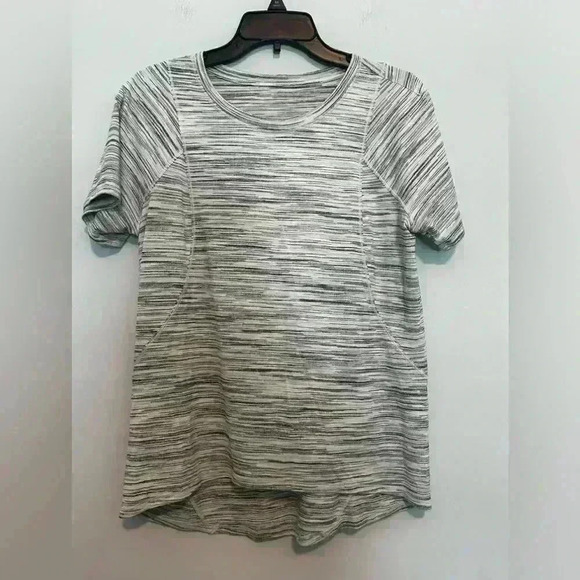 Lululemon Make Miles Count Short Sleeve Womens Shirt Size 10 Pit-18'' - Picture 3 of 4